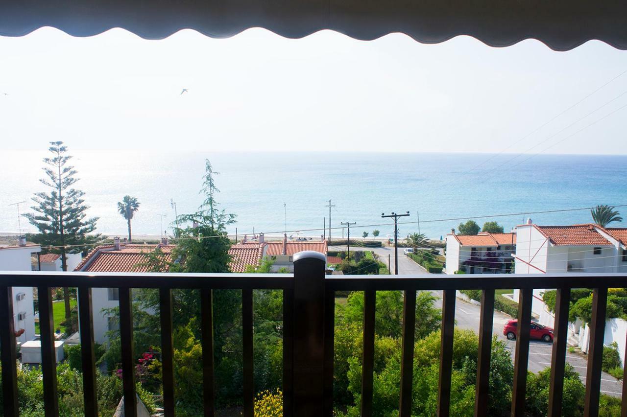 Possidi Aigaiopelagitika 2-Floor Beach House Kalandra Ngoại thất bức ảnh